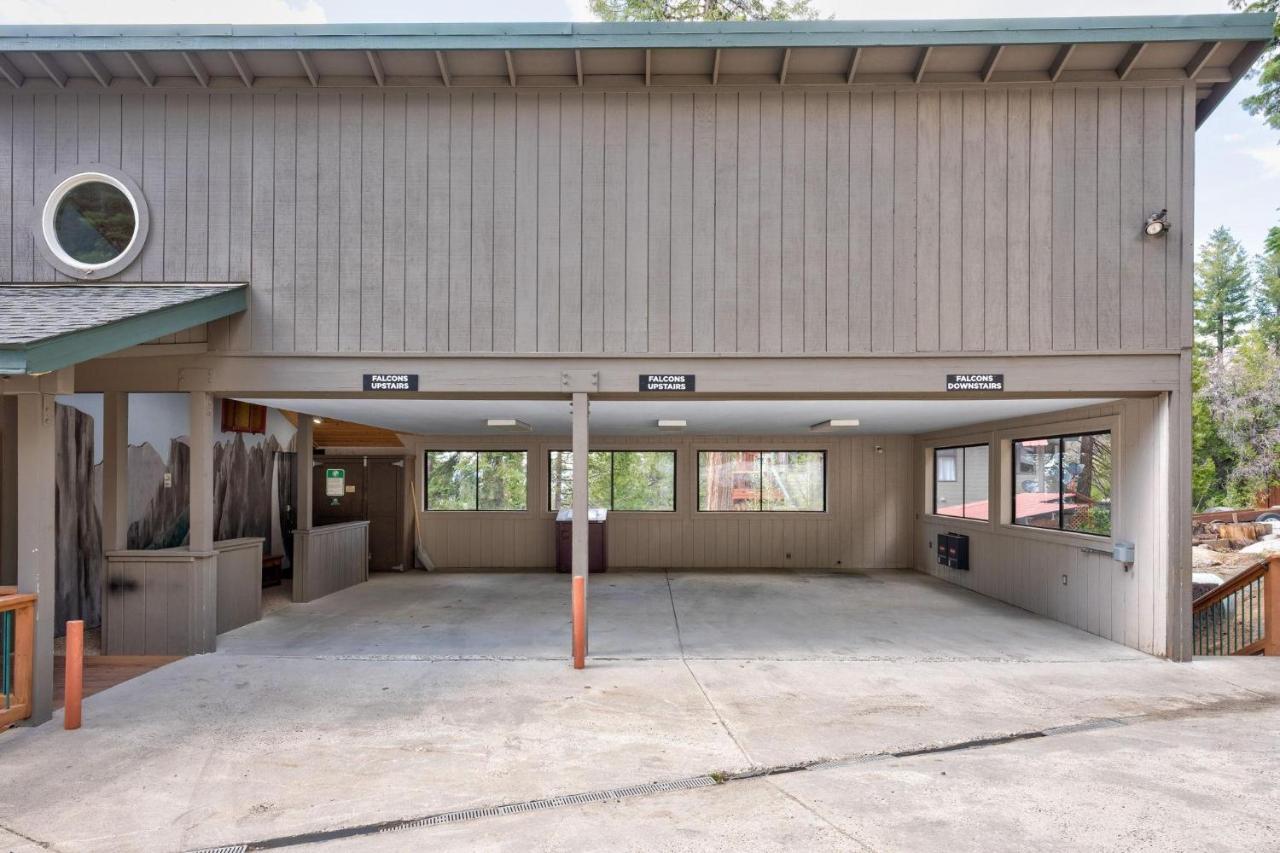 Falcons Nest Yosemite West Exterior foto